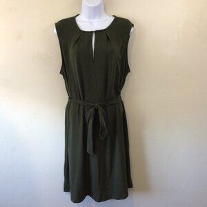 3/$10💕 NWT H&M Olive Green Sleeveless Belted Casual Dress